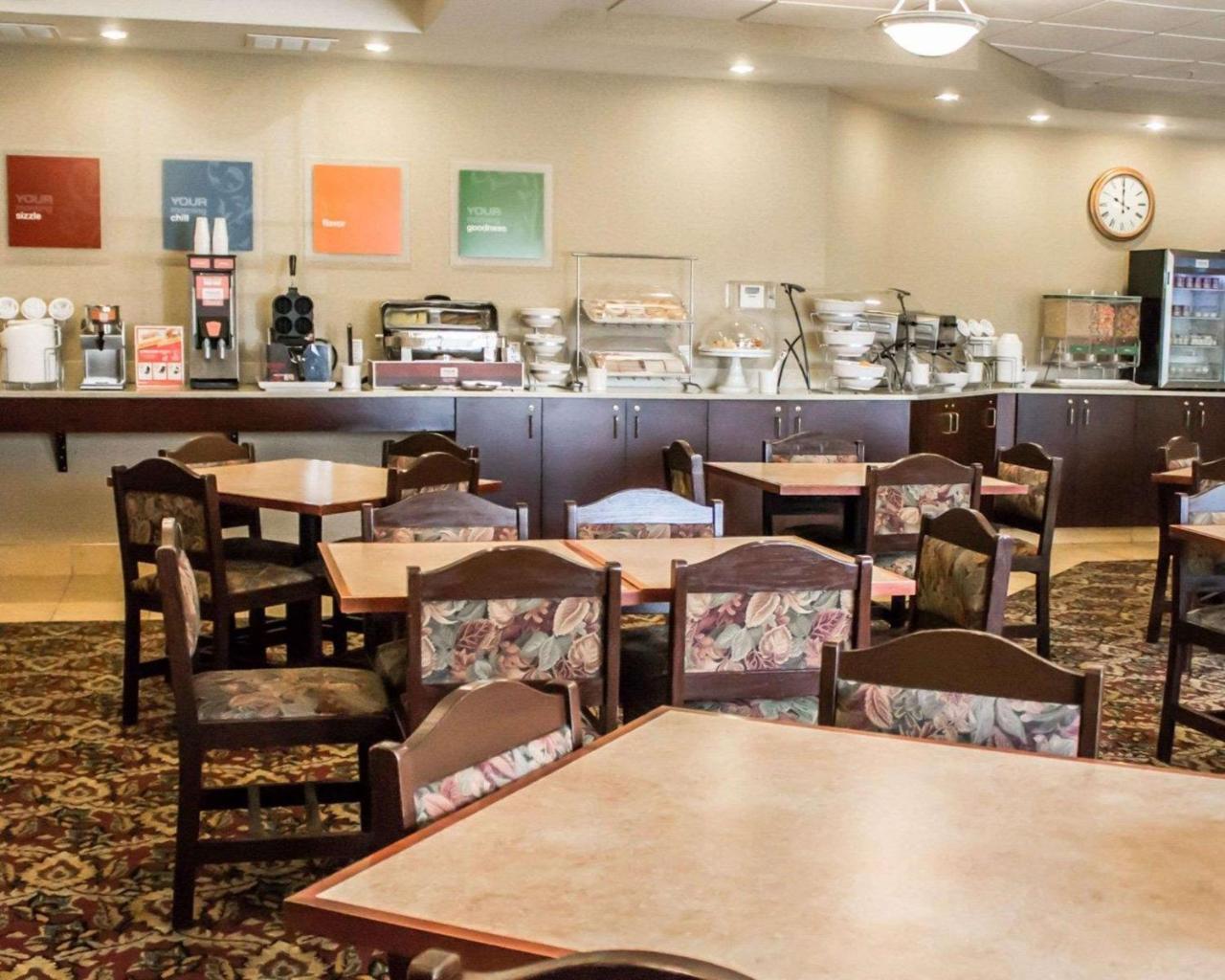 Comfort Suites Lake George - Queensbury Extérieur photo